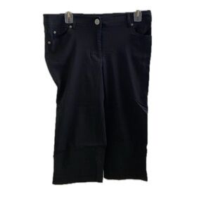 Women's Black Bermuda Short Size: 12